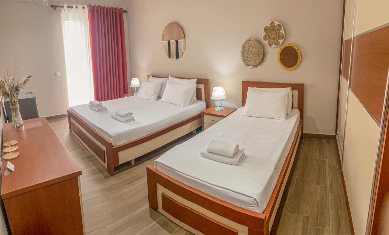Aljur Hotel Химара Экстерьер фото